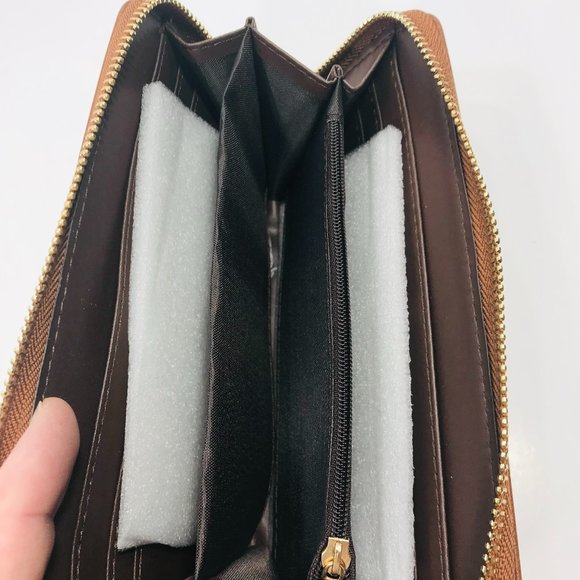 50% OFF  NEW Soft Leather crossbody bag + wallet - Picture 5 of 8